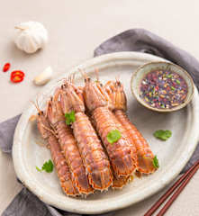 蒸濑尿虾