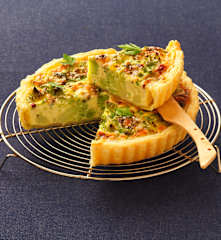 Tarte au chou romanesco et au roquefort