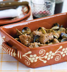 Carne de porco à alentejana