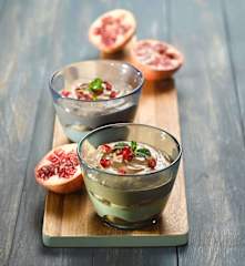 Dvoubarevný dezert z tvarohu a avokáda