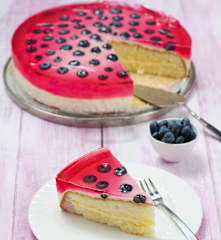 Tort biszkoptowy z masą z mascarpone