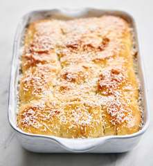 Bread Rolls with Condensed Milk