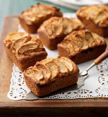 Mini Apple Loaf Cakes