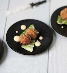Sfere di gambero panato al cocco con maionese wasabi (di Sebastiano Rovida)