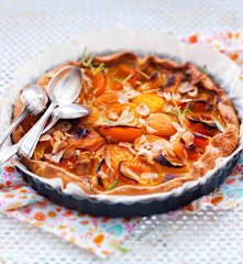 Tarte rustique abricot-romarin ou lavande