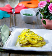 Orata in crosta di patate con emulsione alle erbe