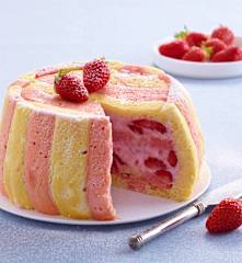 Charlotte aux fraises et fromage blanc