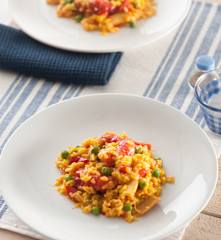 Arroz amarillo con calamares y carabineros para dos