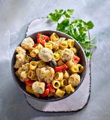 Orientalischer Nudel-Gemüse-Salat