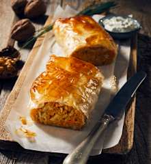 Butternussstrudel mit Kräuterquark