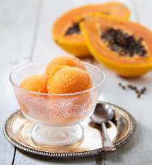Sorbetto alla papaya