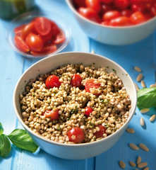 Grano saraceno con pomodorini e basilico