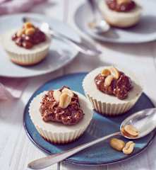 Cookieparfait mit Erdnusscreme