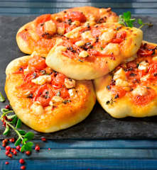 Pizzette al formaggio di capra