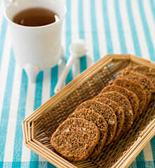 Bolachas de cereais e maçã