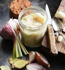 Pâte d'ail et d'échalote au gingembre