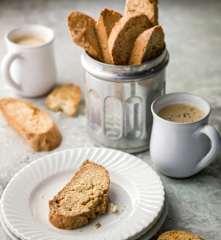 Fennel and Orange Biscotti - Biscotti all'arancia e finocchio
