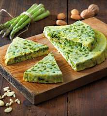 Frittata di asparagi e frutta secca