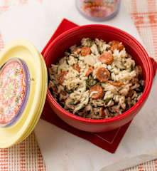 Arroz com cogumelos, nabiças e linguiça