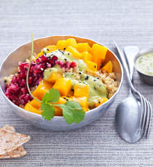 Buddha bowl au boulgour, mangue, avocat et butternut