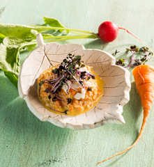 Frühlingshafter Grünkernaufstrich