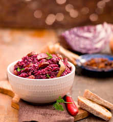 Bigos z czerwonej kapusty