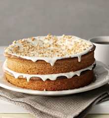 Almond and Vanilla Dessert Cake