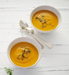 Rüeblisuppe mit Minze