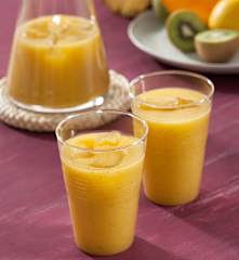 Refresco de frutas tropicales