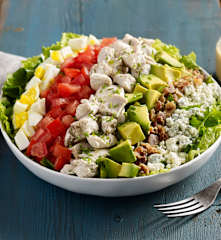 Salată Cobb