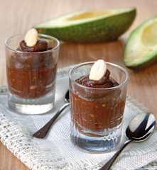Crema di avocado al cacao