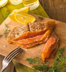 Gravlax de salmón