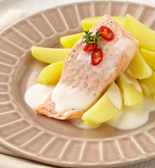 Losos s kokosovým chilli přelivem