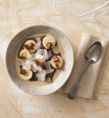 Coconut and cinnamon teff porridge