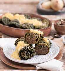 Gołąbki kresowe z kaszą gryczaną i grzybami