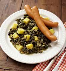 Grünkohleintopf mit Würstchen