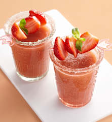 Rhubarb and Strawberry Juice