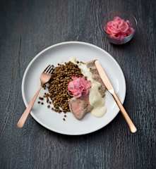 Pork and lentils with onion and radish pickle