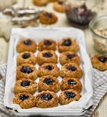 Kolečka s ovesnými vločkami a džemem