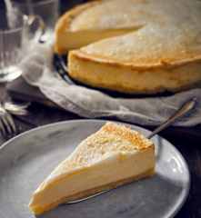 Luftige Goldtröpfchen-Quarktorte