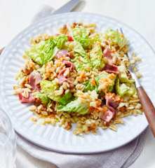 Sonnenweizen-Salat mit Möhren-Dressing