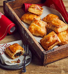 Rissoles (chaussons aux fruits secs)