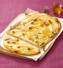 Pizza aux poires et chèvre frais