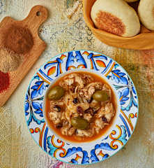 Tajine Mqualli (Tajine di pollo)