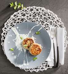 Hendllaibchen mit Minzjoghurt