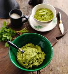 Chutney de coentros e coco