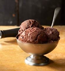 Wegańskie lody czekoladowe