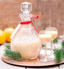 Likier pomarańczowy z białą czekoladą