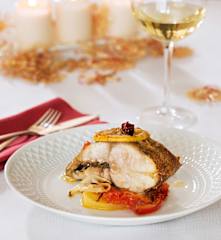 Besugo con patatas panadera