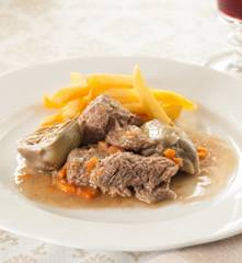 Spezzatino di vitello e carciofi (per 2 persone)